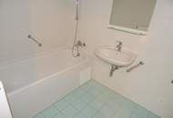 PROVISIONSFREIE, TRAUMHAFTE, SEHR GEPFLEGTE 3-ZIMMER-TERRASSENWOHNUNG IN TOPLAGE IM ZENTRUM