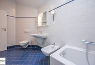 3 Zimmer-DG-Wohnung mit 2 hofseitigen Terrassen nahe Oper