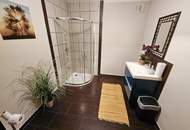 Lichtdurchflutete 3 - Zimmer Wohnung mit separtem Eingang und Eigengarten in ruhiger Siedlungslage