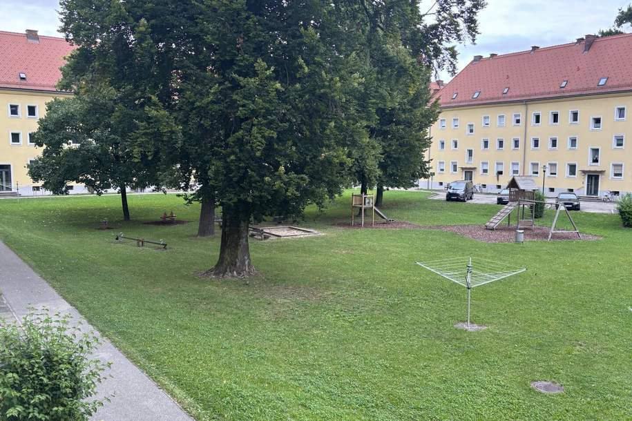 Wohnen zum Wohlfühlen in schöner Grünlage für Paare oder kleine Familien! Saniert und modernisiert mit durchdachter und praktischer Raumaufteilung! Perfekte Infrastruktur vorhanden!, Wohnung-miete, 560,94,€, 4400 Steyr(Stadt)