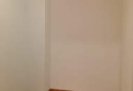 Zinshaus mit drei Eigenständigen Wohnungen mit Garten in zentraler Lage von Ternitz!