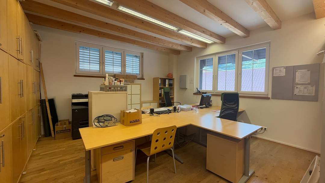 Bodensdorf am Ossiacher See: Büro mit XL-Lagerflächen, XL-Carport & 2 PKW Stellplätzen, SPA & SAUNA