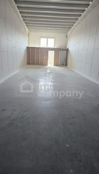 3x neu geschaffene 137,85m²-Hallen in Unterwaltersdorf zu vermieten!