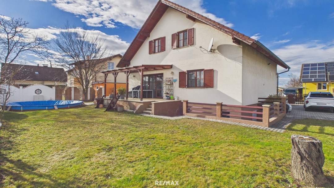 Familienglück im Grünen – gepflegtes Zuhause mit Pool &amp; viel Platz