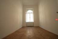 Topsaniertes Altbaubüro in prachtvollem Palaishaus***unbefristet***barrierefrei