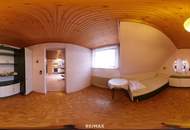 Großzügige Immobilie mit perfekt kombinierbarem Wohnen &amp; Arbeiten