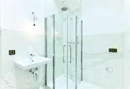 Luxuriöse 2-Zimmer-Altbauwohnung im Herzen der Innenstadt