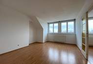Elegante Dachgeschosswohnung im Botschaftsviertel – beim Belvedere, mit Hofruhelage