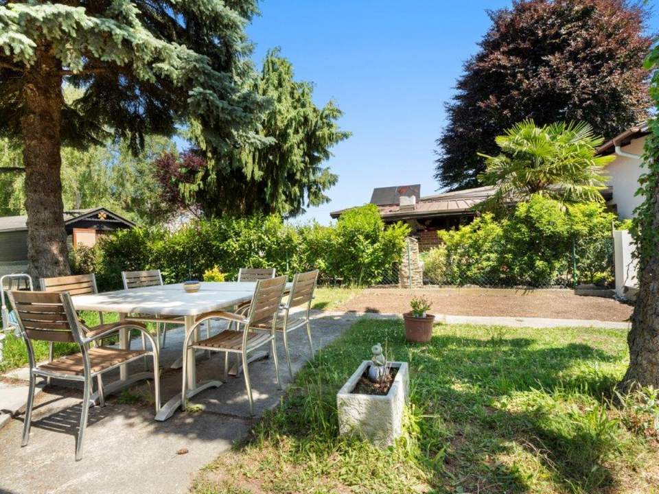 Baurechtsgrund in Leopoldau mit 800m² Grund und saniertem Haus