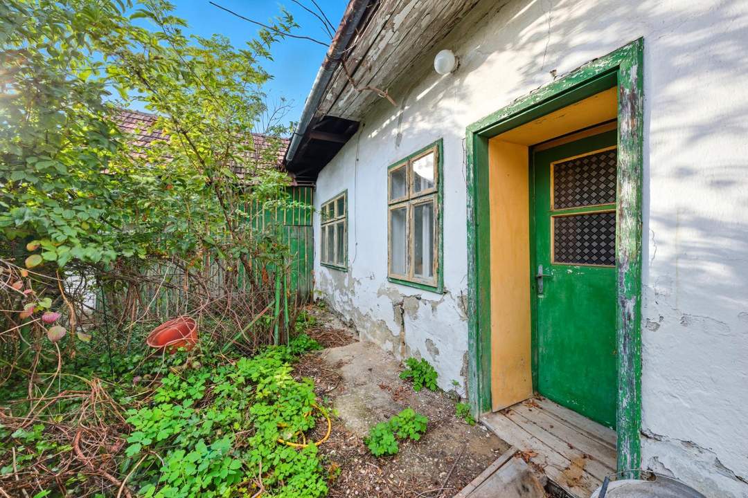 Abriss oder doch Kernsanierung? Planen Sie Ihr neues Zuhause in Hadres!