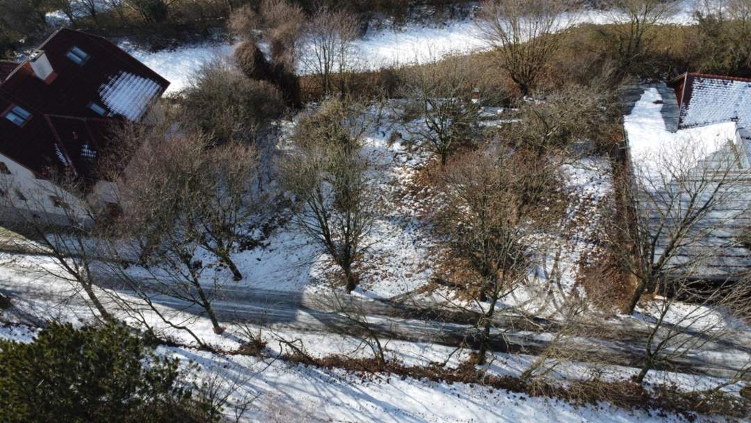 Ruhig gelegenes Baugrundstück mit eigener Zufahrt in Bad Fischau-Brunn