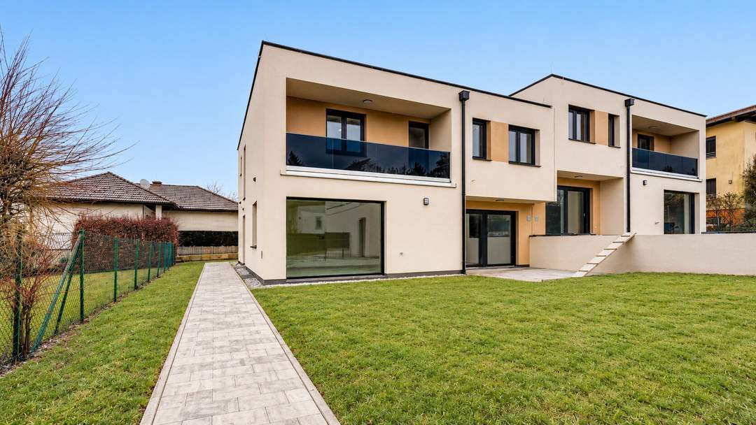 Preisreduziert ! Traumhafte Doppelhaushälfte in Katzelsdorf – 5 Zimmer, Loggia, KFZ-Garage, voll unterkellert !