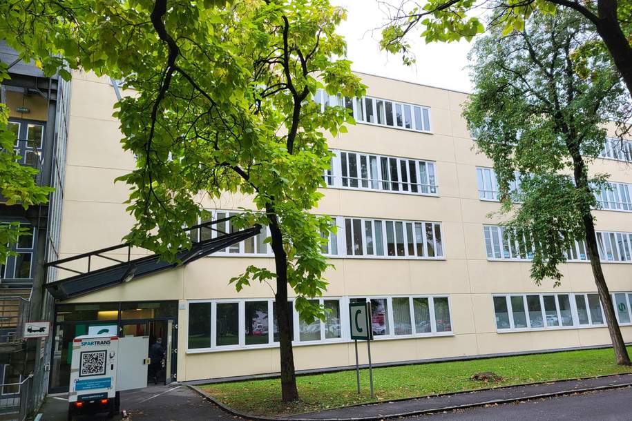 Große Lagerfläche im Paul-Hahn-Center, Gewerbeobjekt-miete, 1.347,13,€, 4020 Linz(Stadt)