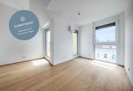 Nachhaltig &amp; hoch oben am Yppenplatz. – 3 m Raumhöhe XL Dachterrasse im Dachgeschoss