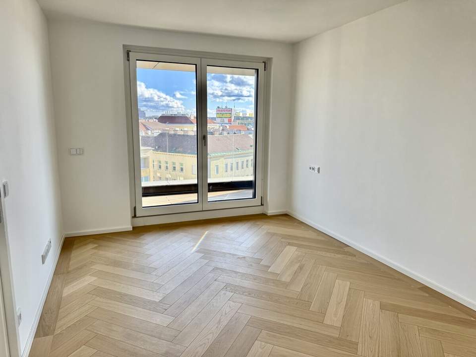 Provisionsfrei: 9. Stock. Hauptbahnhof - 2 Zimmer mit viel Licht - Von der Sonne geküsst