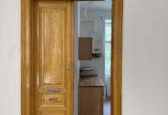 Wiener Altbau mit Potenzial – 2-Zimmer-Ruhelage mit grünem Innenhofblick