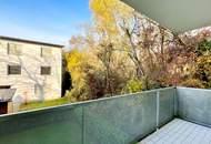 Idyllisch leben am Stadtrand – Lichtdurchflutete Wohnung mit Balkon ins Grüne