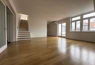 Exklusives Dachgeschoss mit 6 Zimmern, 2 Terrassen & Wellnessbereich |als WG oder Büro nutzbar