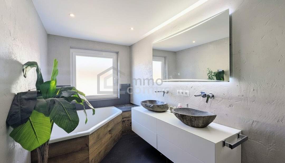 Exklusive 4-Zimmer Wohnung | 116m² Gesamtfläche | 100m² Wfl. | Loggia mit Südwestausrichtung | moderner Einrichtung | Bergblick