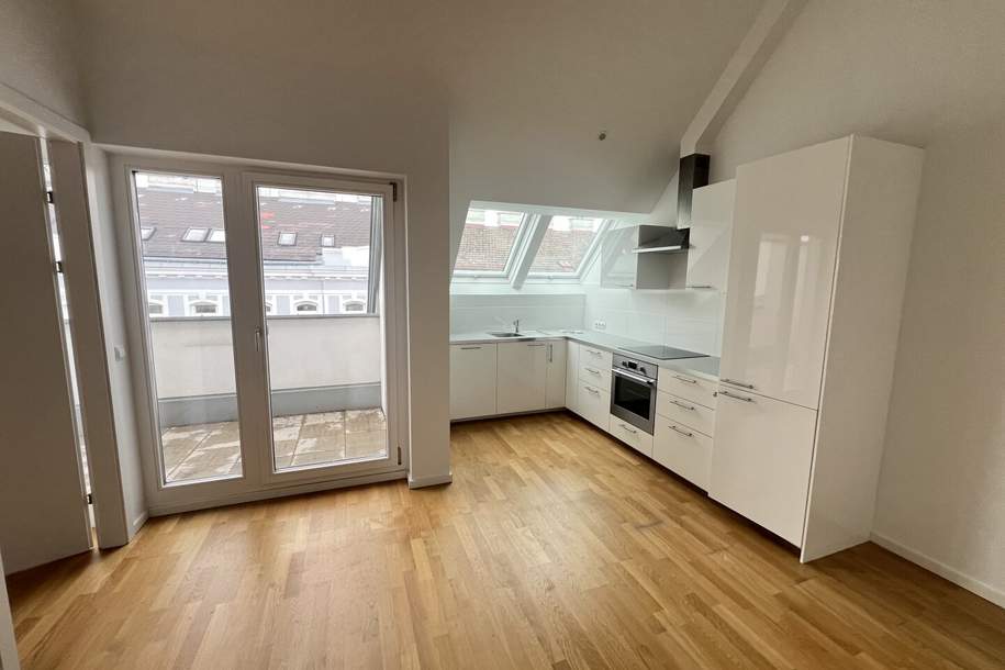 Helle 3-Zimmer Dachgeschosswohnung mit Terrasse nahe U3 Johnstraße/Meiselmarkt, Wohnung-miete, 1.224,01,€, 1150 Wien 15., Rudolfsheim-Fünfhaus