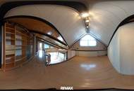 Großzügige Liegenschaft | attraktives Einfamilienhaus mit Galerie|1.706 m² Grundstück | 2 Garagen!