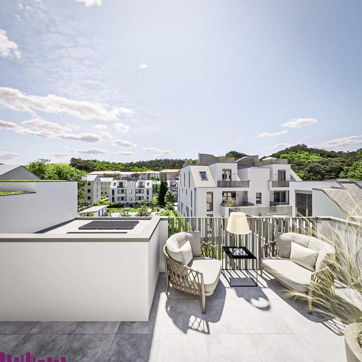 Abkühlen im hauseigenen Pool .... Ihre Traumwohnung mit Terrasse oder Garten und Fernblick Nähe Maurer Wald PROVISIONSFREI !!