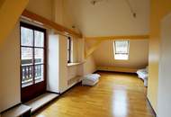 Dachgeschoß-Wohntraum mit Süd-Balkon: 3 Zimmer in grüner Ruhelage zur Miete