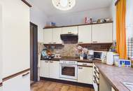 Sanierungsbedürftiges Haus mit schöner Aussicht in ruhiger Lage in Oberkirchbach zu kaufen!