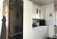 Attraktives Wohnhaus mit zwei Wohneinheiten und Garten nahe Wien