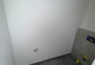 Modernes Zweifamilienhaus mit Gartenwohnungen – Erstbezug!