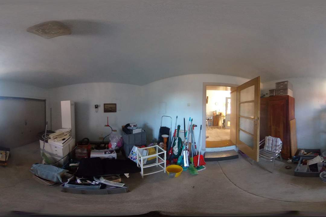 Viel Platz in 2 Häusern - zu einem unschlagbaren Preis