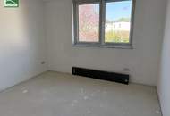 Modernes Reihenhaus in Ruhelage. Terrassen, Garten, Balkon. Perfekte Raumaufteilung. Große Dachterrasse und 2 Parkplätze.