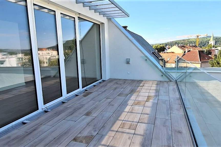 TERRASSENHIT, FERNBLICK, klimatisiertes 37 m2 Dachgeschoß mit 23 m2 Terrasse, 1 Zimmer, Komplettküche, Duschbad, Anton-Bosch-Gasse, Wohnung-miete, 990,00,€, 1210 Wien 21., Floridsdorf