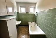 Großzügiges Zweifamilienhaus mit 1.145 m² Traumgrundstück in Bad Schallerbach