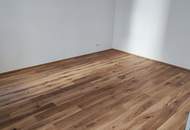 HERRLICHE 3-ZIMMER-ALTBAUWOHNUNG IN INNENHOFLAGE *ERSTBEZUG*