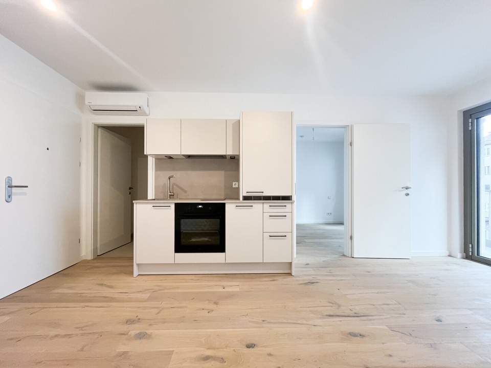 ERSTBEZUG! URBANE 2-ZIMMER-WOHNUNG MIT SÜDBALKON
