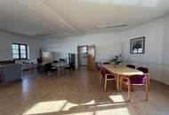 Helle Büroräumlichkeiten in zentraler Lage von Loosdorf