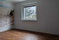 Große 4-Zimmer Wohnung im 2. Stock mit Loggia und Tiefgarage