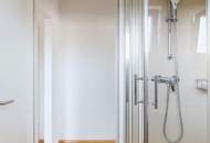 Modernes Wohnen - Weitblick im DG mit Loggia nahe Millennium City