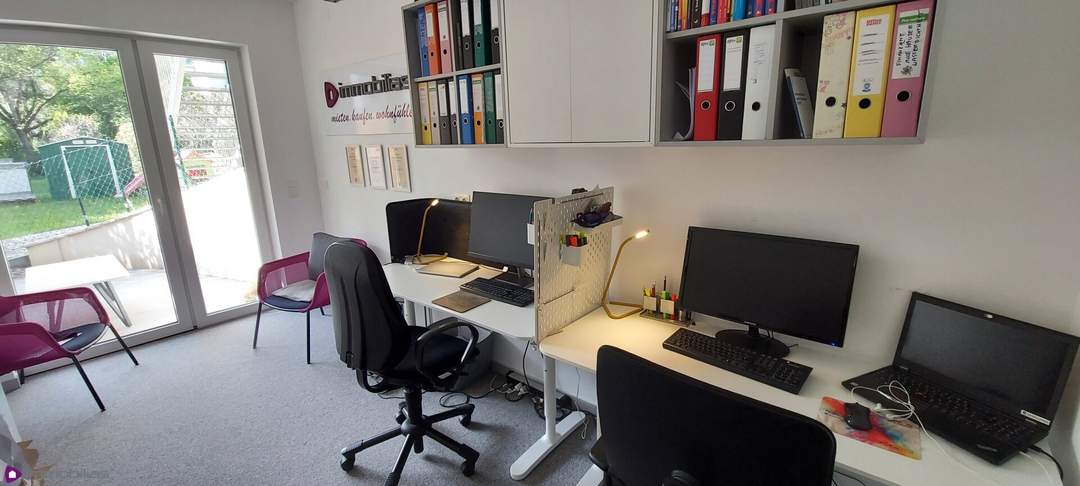 Büro, möblierter Arbeitsplatz in U Bahnnähe!
