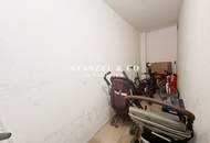 ZENTRALES 2 ZIMMER ALTBAUAPARTMENT MITTEN IM DRITTEN