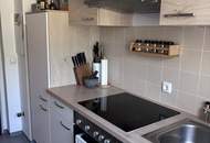 Freundliche 2-Zimmerwhg. in herrlicher Sonnenlage im Grünen – mit Balkon & Garage!