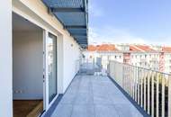 Helle 3-Zimmer Dachgeschoßwohnung mit Wohnküche und Balkon