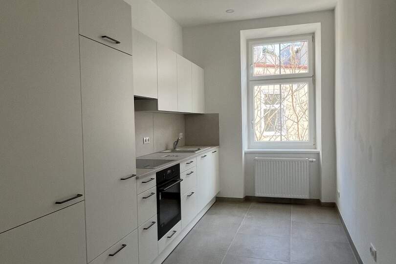 Erstbezug nach Renovierung! Sonnige 2-Zimmer Albauhauptmiete nähe Hütteldorfer Straße!, Wohnung-miete, 1.078,18,€, 1140 Wien 14., Penzing