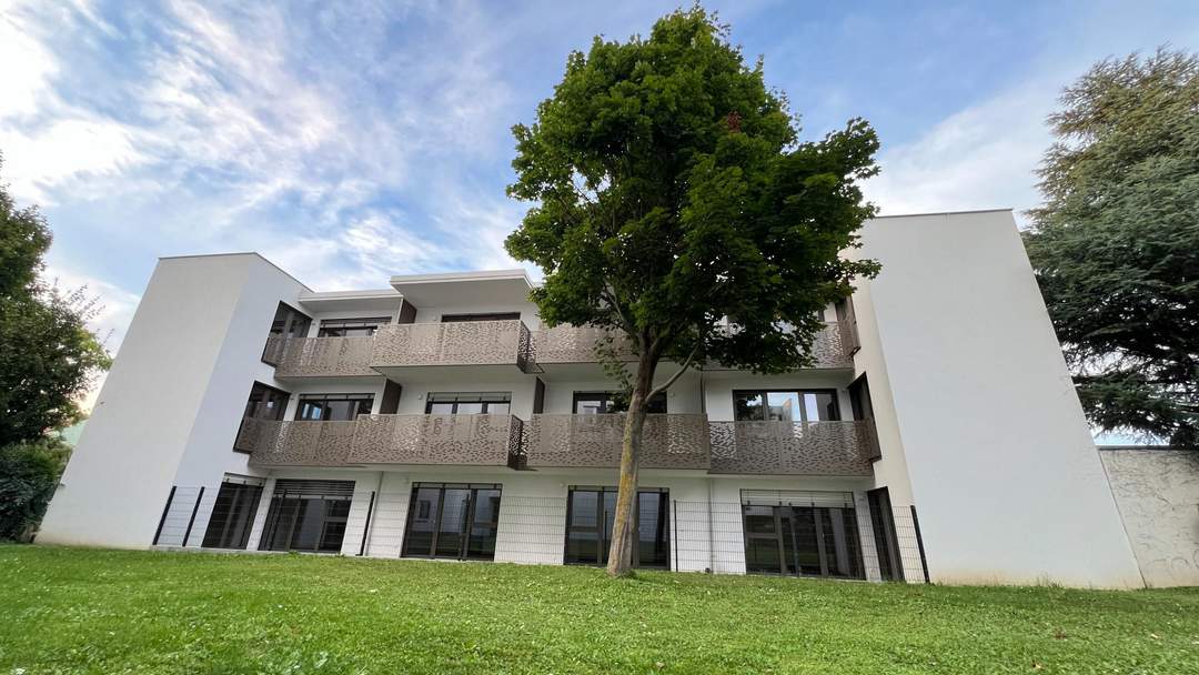 Neubau - 22 Erstbezug 1-2 Zimmer Wohnungen mit Loggia, Wärmepumpe & PV-Anlage