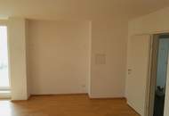 unbefristete 3 Zimmer Dachgeschosswohnung mit Terrasse