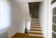 Einfamilienhaus und Gästehaus auf großem Grundstück, Pool und Schneebergblick!