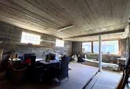 Großzügiges Wohnhaus mit Garagen für drei PKW, Sackgasse, Waldrandlage