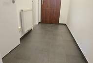 Schöne Dachgeschoß Wohnung, 1 Zimmer, U6 Nähe Lugner City