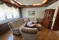 sehr gepflegtes Wohnhaus mit traumhaftem Blick auf die Burg